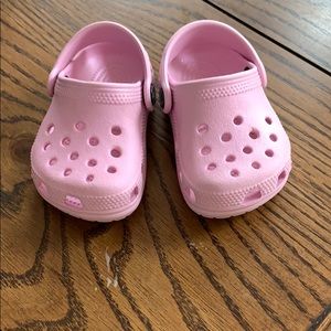 Toddler Size 2/3 Pink Crocs